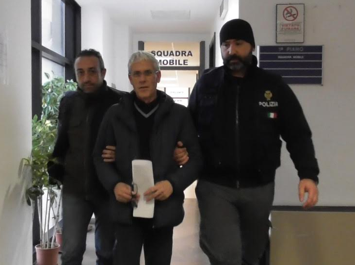 Ragusa, viola sorveglianza e minaccia il giornalista Borrometi: in carcere 