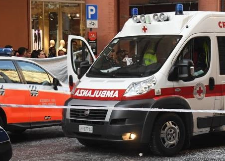 Morto a Bologna bimbo caduto da carro di Carnevale