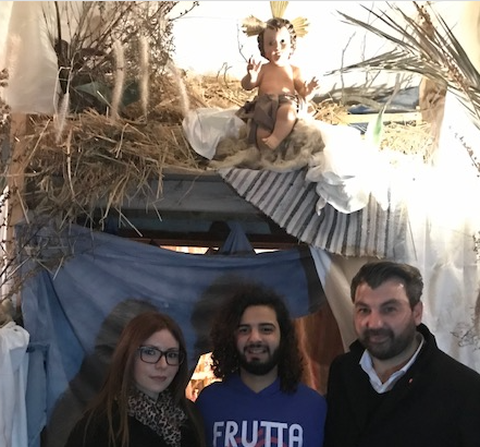 Il 'Presepe di Comunità' a Rosolini, Enrico apre la sua casa ai visitatori (LE FOTO)