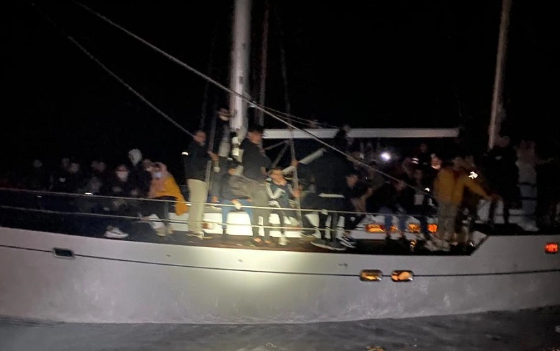Sbarco in barca a vela: arrestati due scafisti a Siracusa
