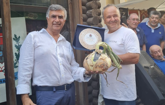Azienda Fagone vince Sagra  della cipolla di Giarratana