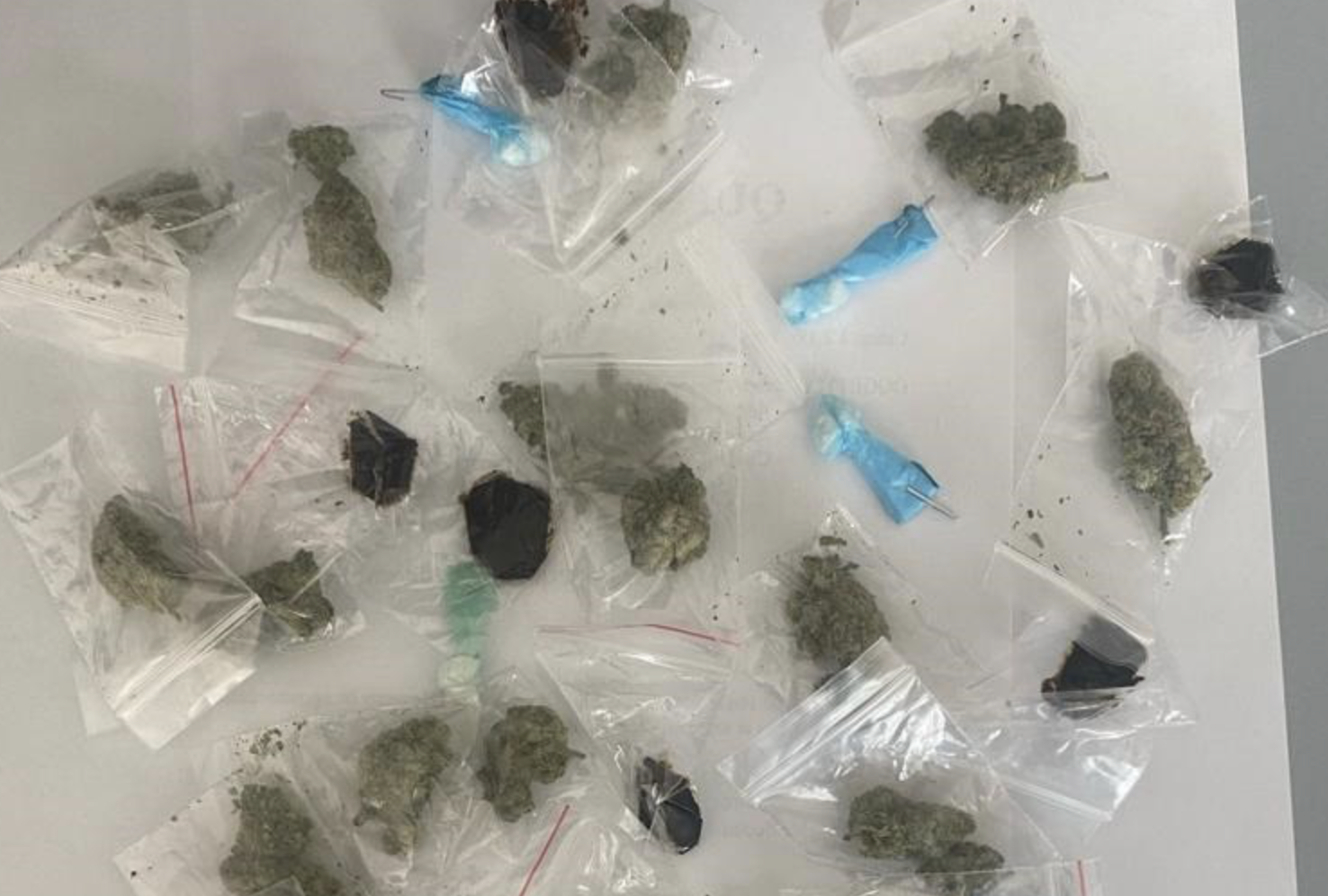 Recuperate a Siracusa 36 dosi di droga: era nascosta in un cespuglio