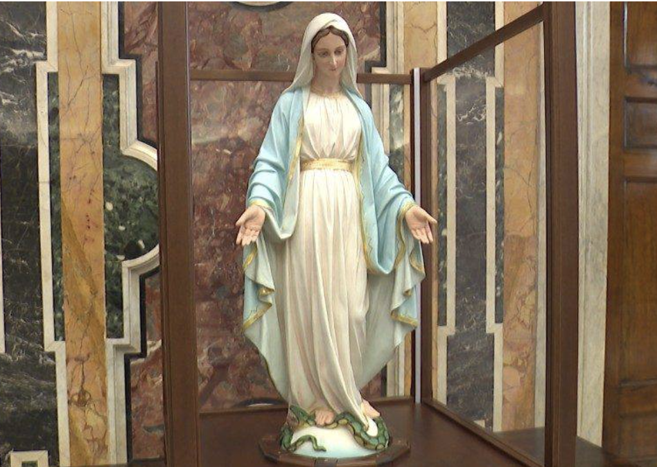 Statua della Vergine della Medaglia per 4 giorni a Catania