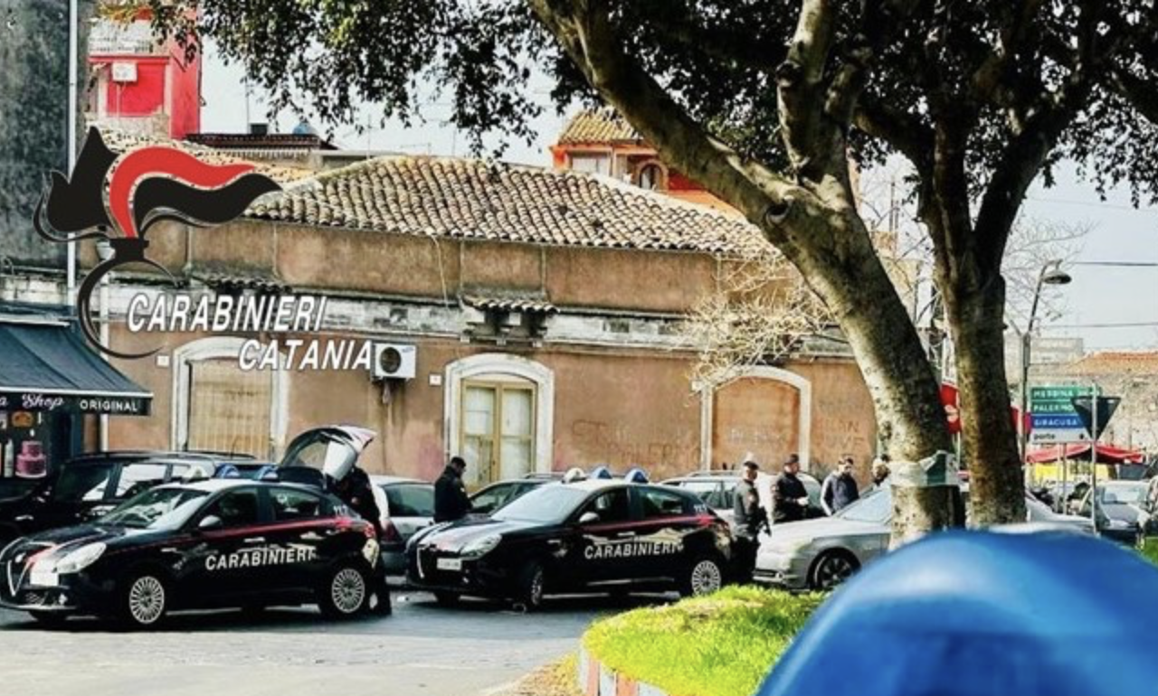 Presi a Catania due presunti spacciatori nel quartiere di San Cristoforo