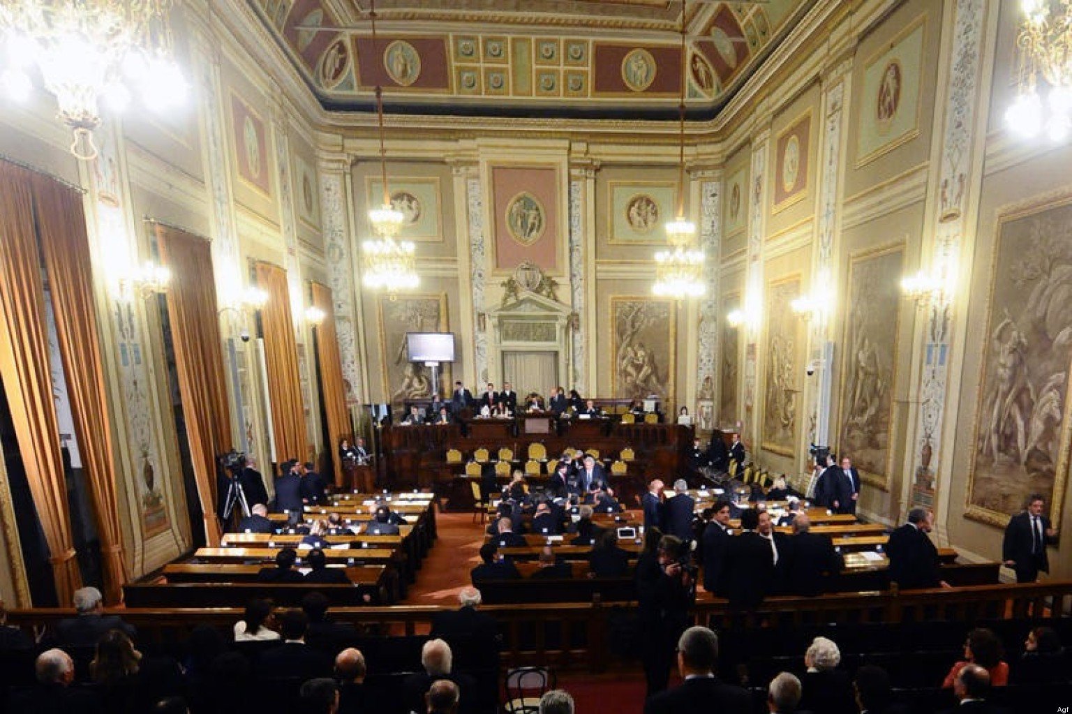 Sicilia: il Consiglio di presidenza all'Ars si riunisce sui vitalizi 