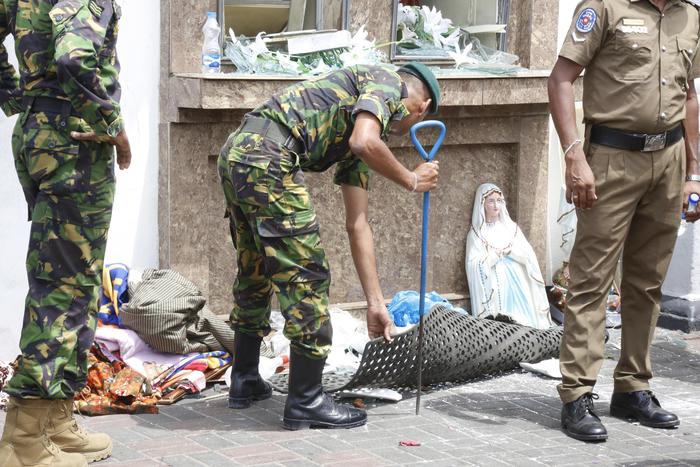 Attacco terroristico in Sri Lanka, 207 morti e 500 persone feriti