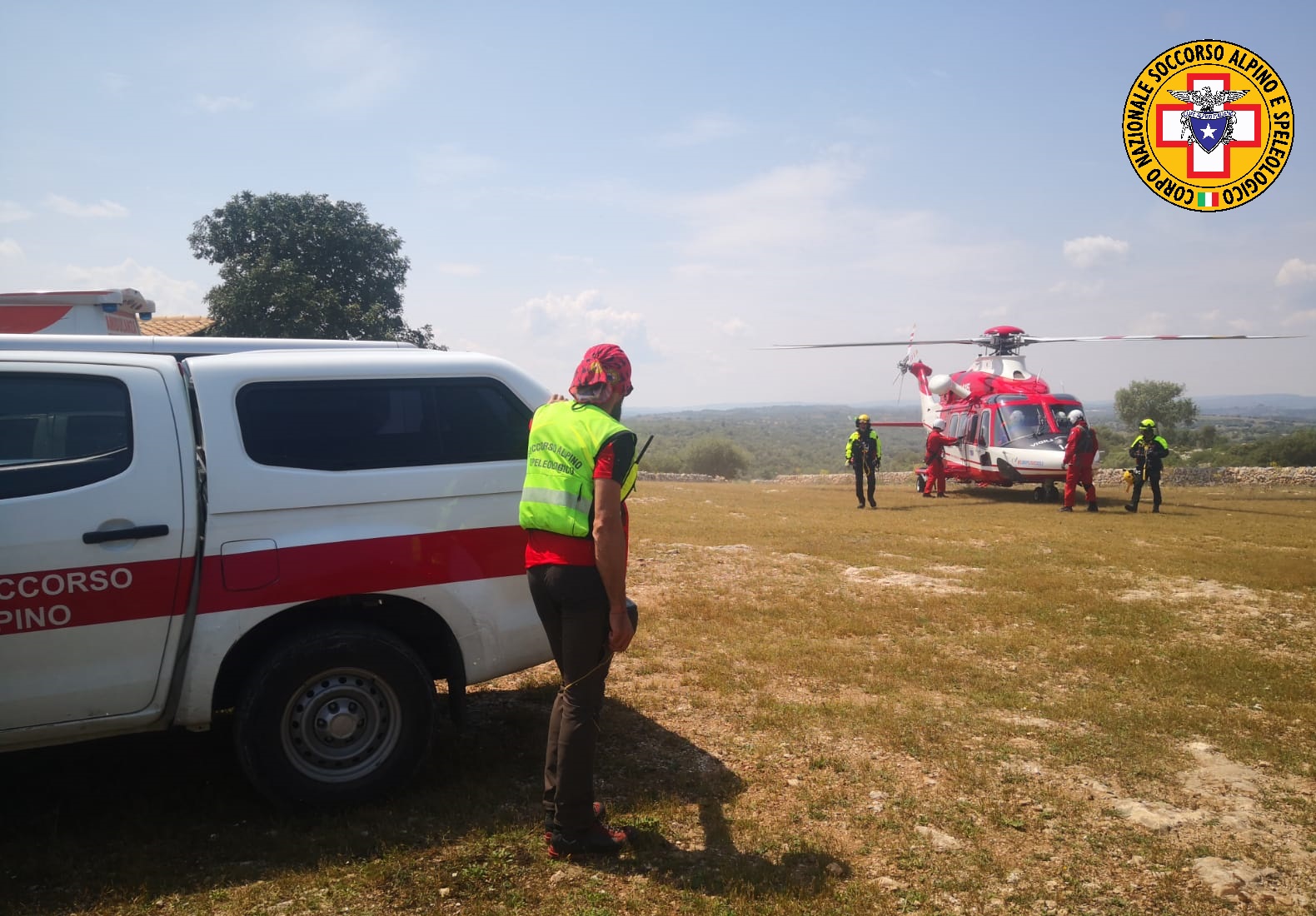 Cassibile, soccorsa con l'elicottero turista francese ai laghetti di Cava Grande