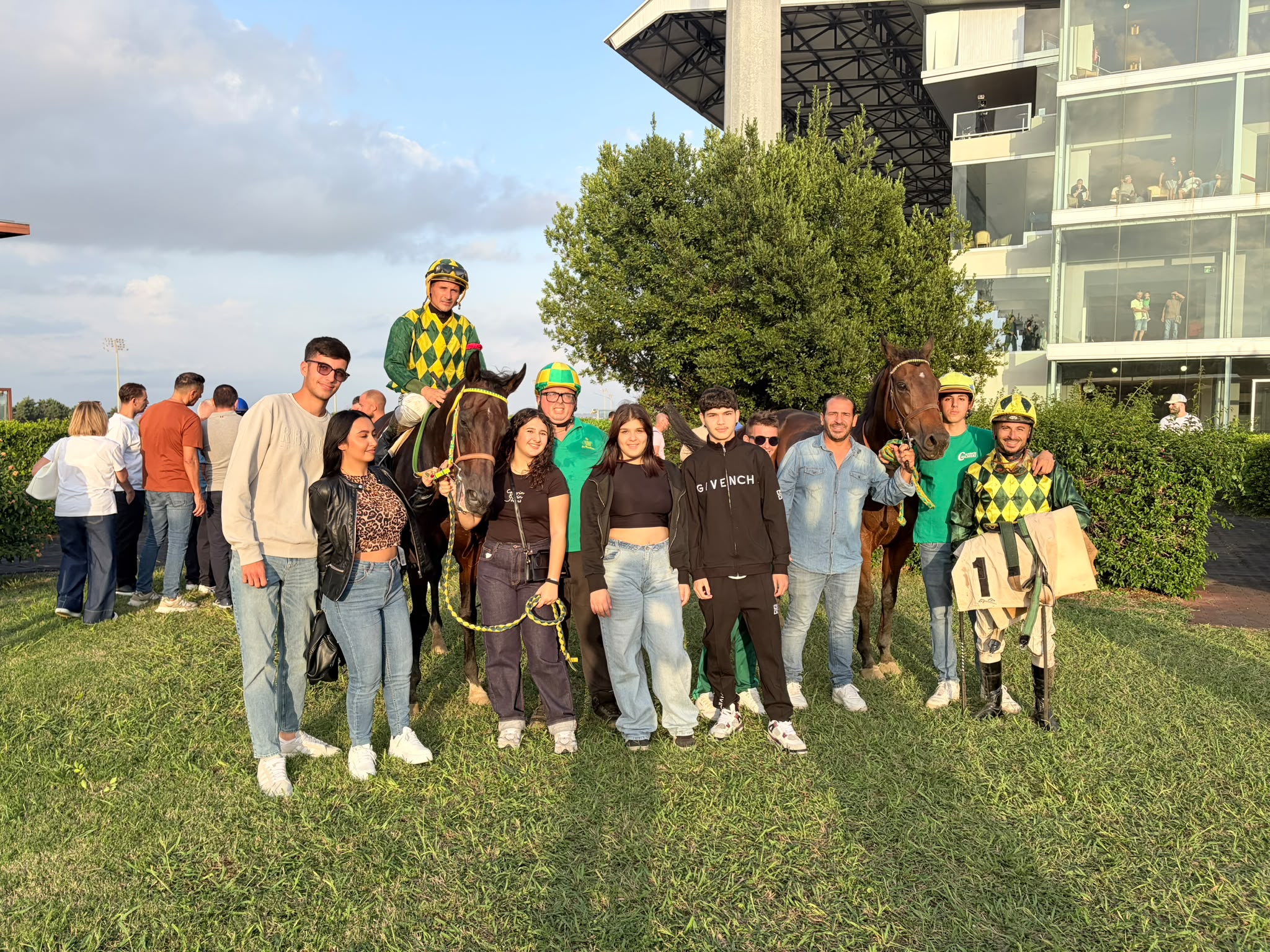 Ippodromo del Mediterraneo, Queen Calyx e Sogno Maltese protagonisti delle corse più attese