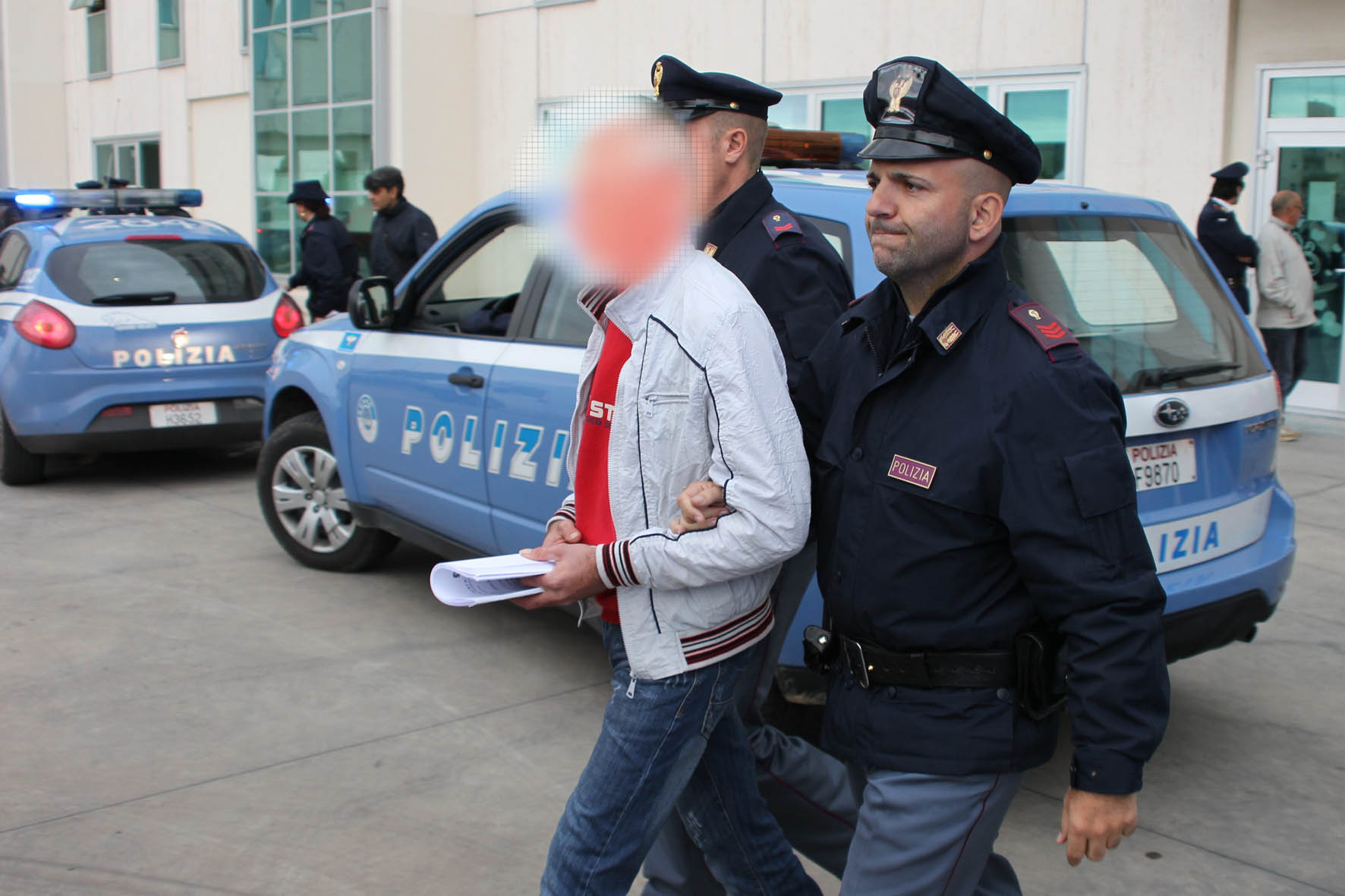 Taranto, sgominato sodalizio criminale: 27 arresti
