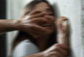 Tenta di stuprare due ragazze a Sciacca, arrestato romeno