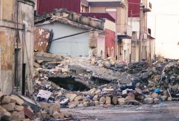 Sisma del '90 a Siracusa, Catania e Ragusa: rimborsi fiscali pure ai dipendenti
