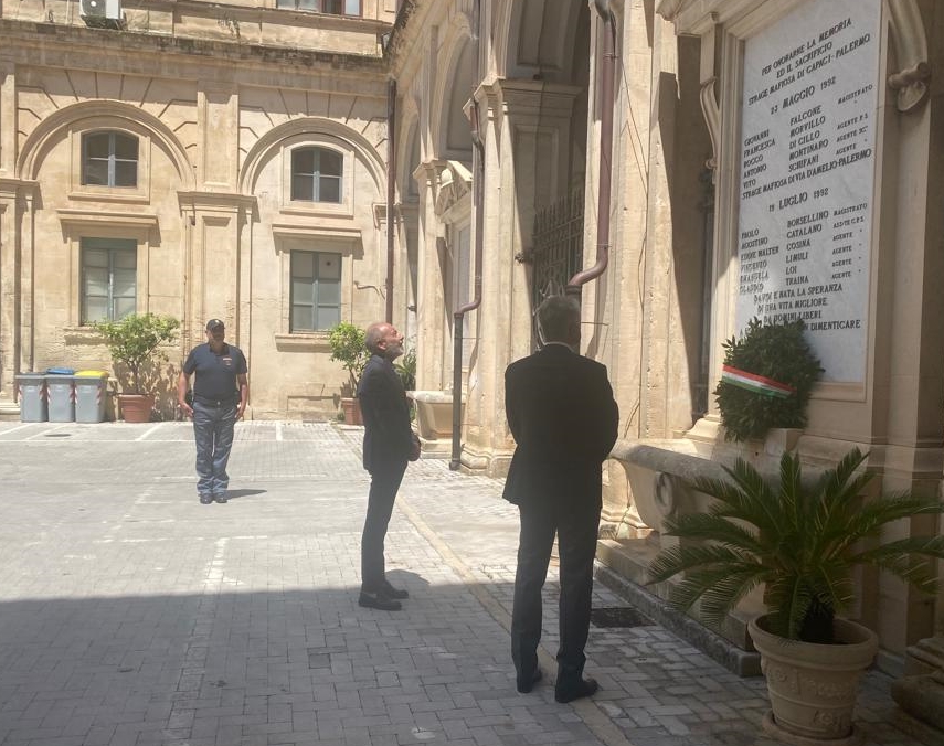 Ragusa, trentennale strage di Capaci ricordato nel cortile della Prefettura