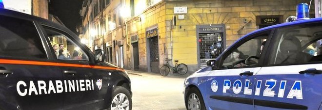 Truffavano anziani in tutta Italia, blitz della polizia a Napoli
