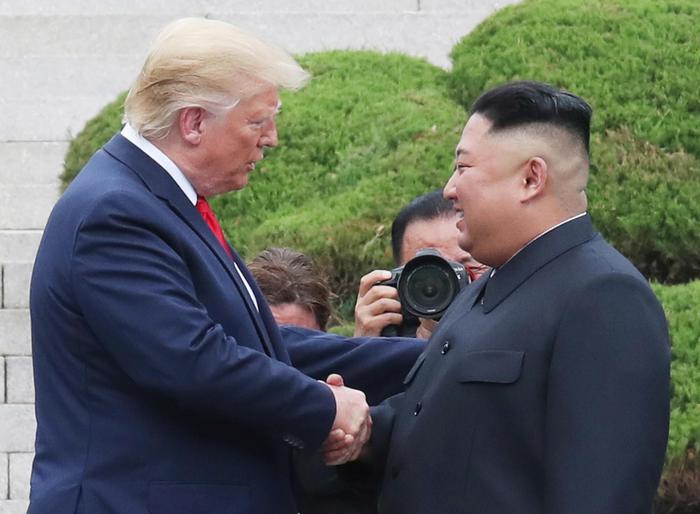 Incontro storico fra Trump e Kim al confine tra le due Coree, un arrivederci alla Casa Bianca