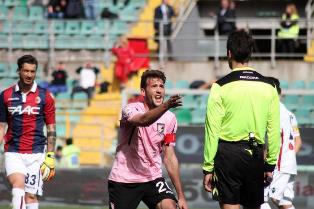 Il Palermo muove la classifica, contro un buon Bologna finisce 0 a 0
