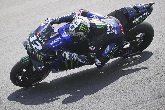 Vinales su Yamaha vince il MotoGp della Malesia:precede Marquez e Dovizioso
