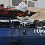 A Crotone la Humanity1 con 200 migranti a bordo