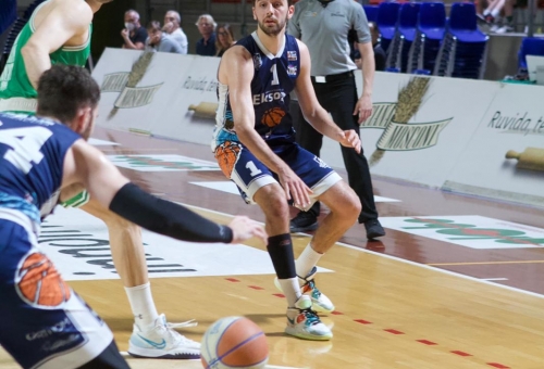 Play off serie B di Basket: la Virtus Kleb Ragusa cede in gara 4 ad Ancona, ma la stagione è stata avvincente